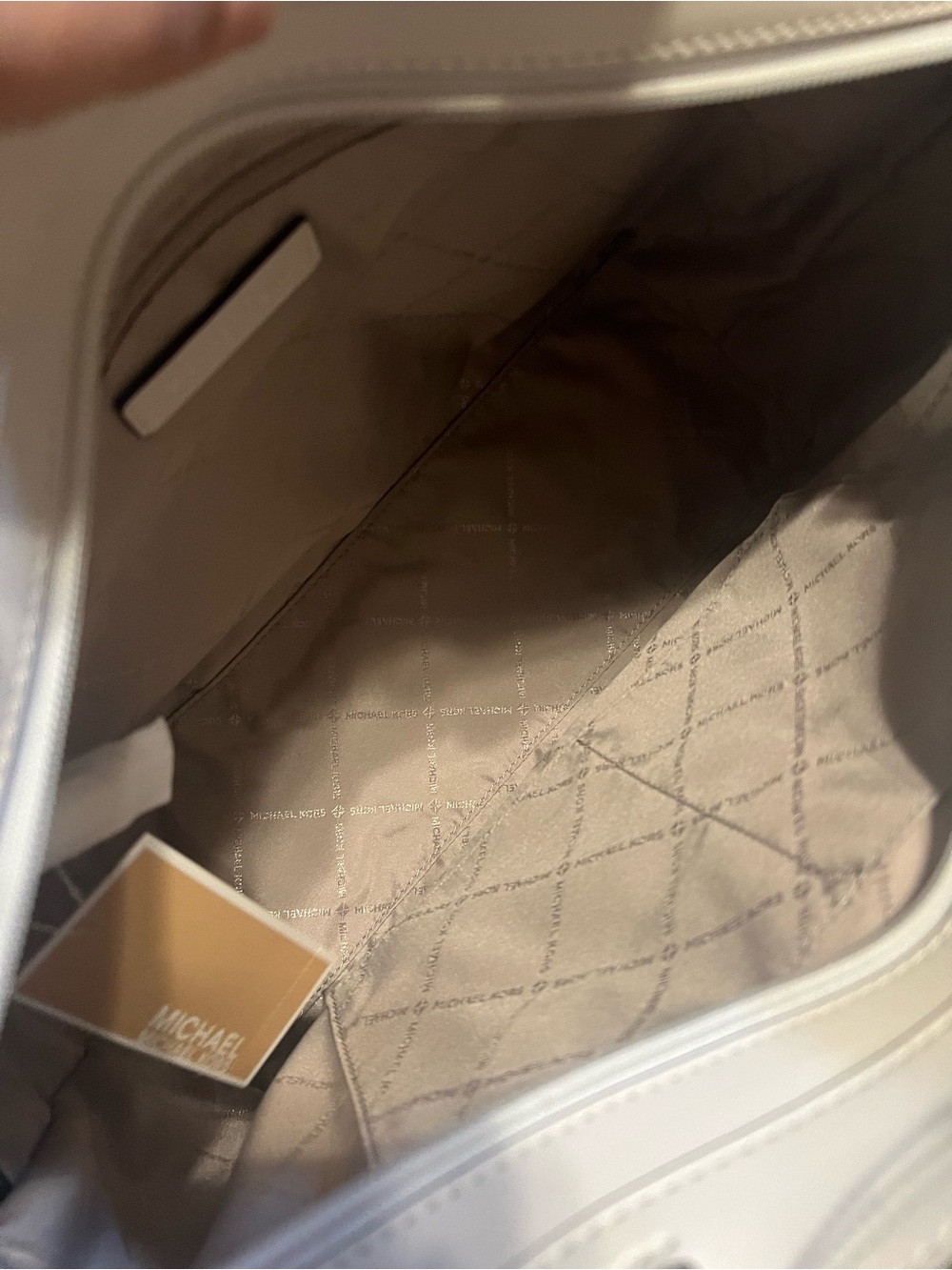 Michael Kors Ivory Leather Tote with MK Logo - Picture 5 of 5
